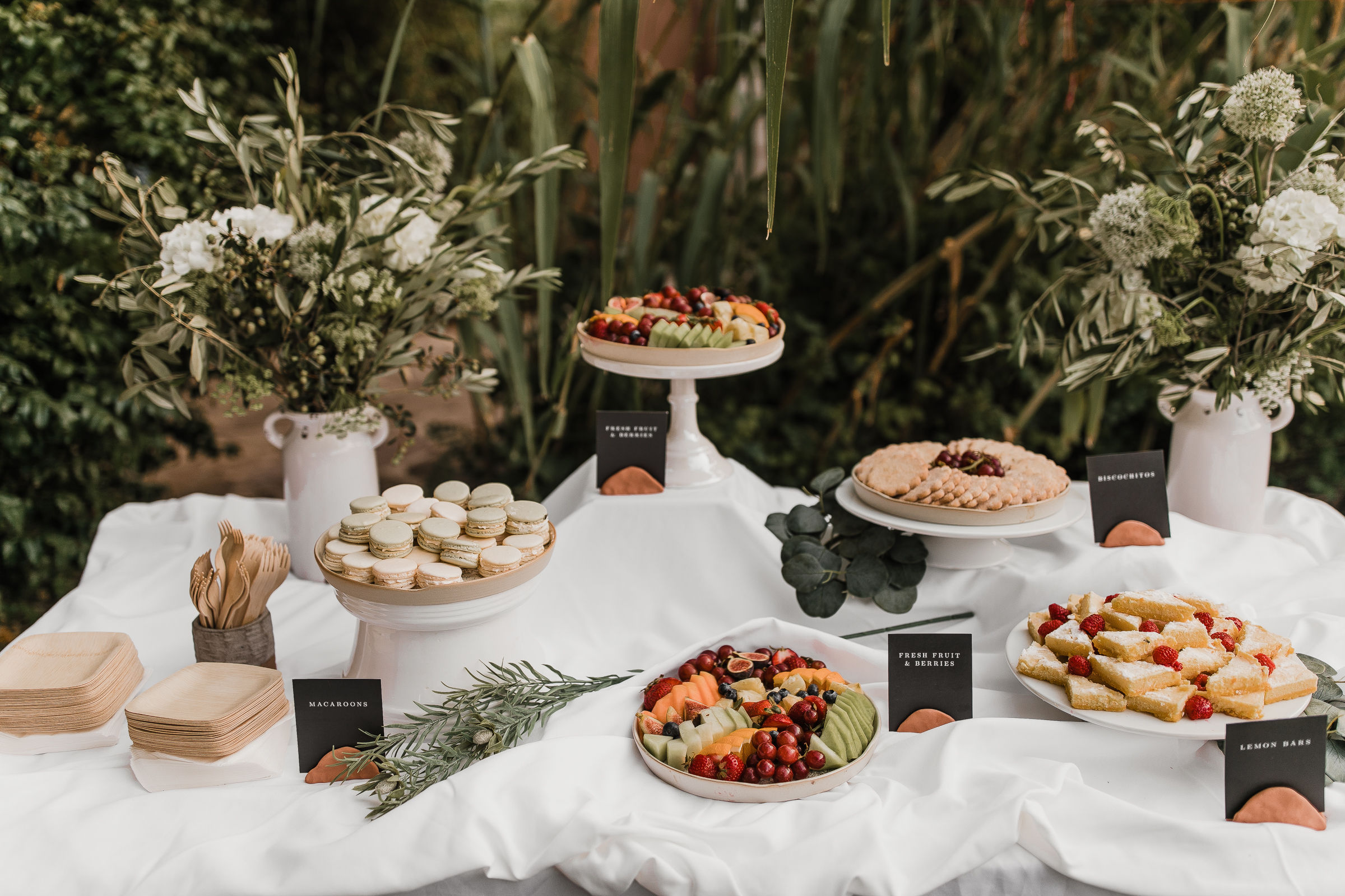 Grazing table in 2023  Wedding snacks, Party food buffet, Catering food  displays